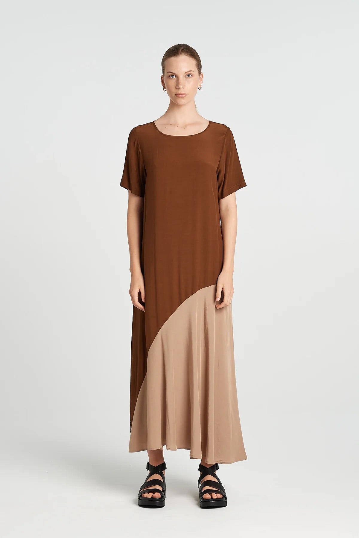 Traipse Dress - Chestnut